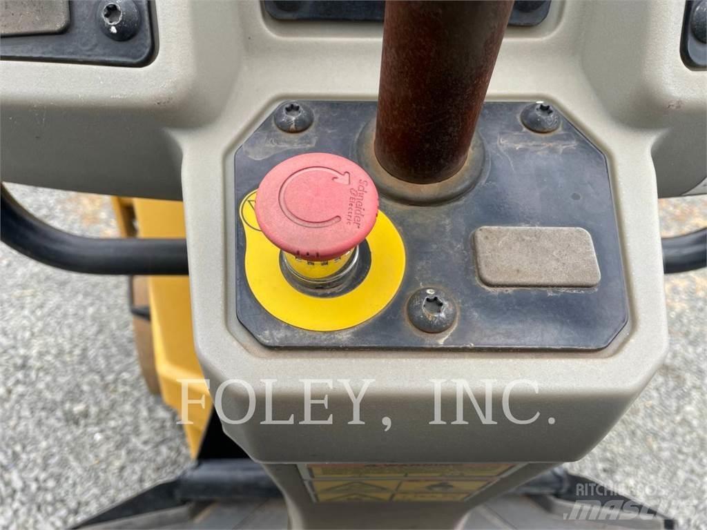 CAT CB24B Tvilling tromle