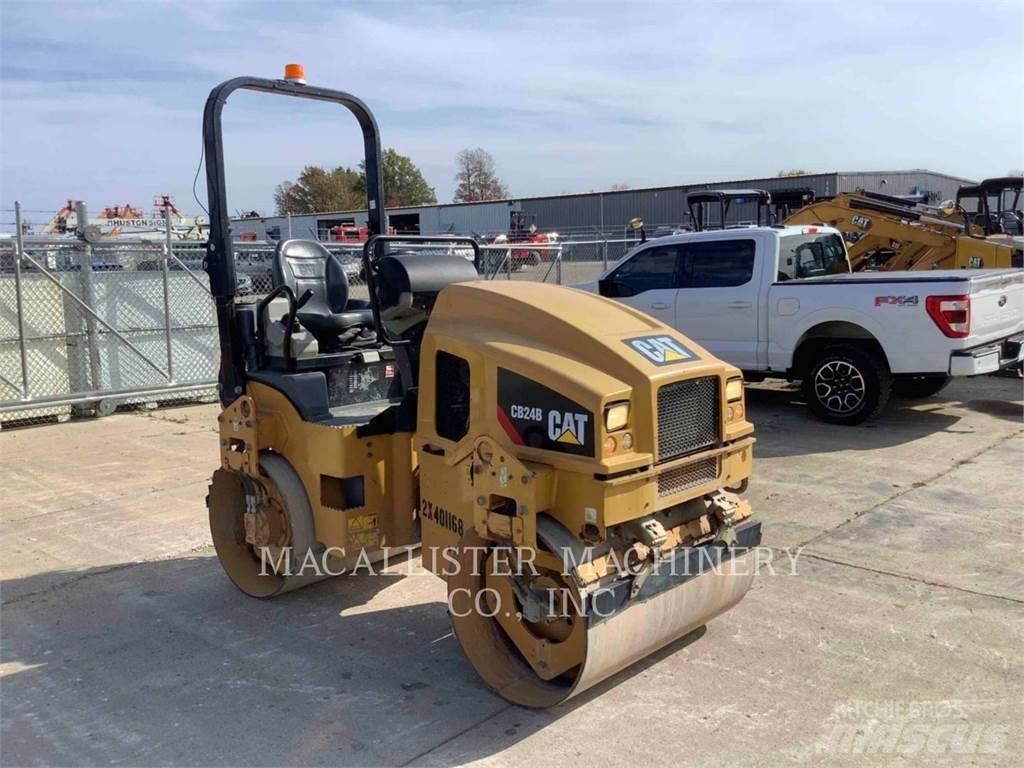 CAT CB24B Tvilling tromle