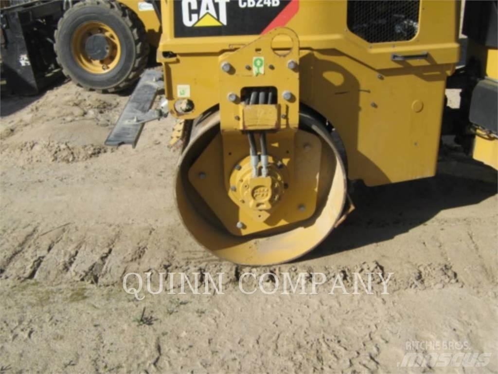 CAT CB24B Tvilling tromle