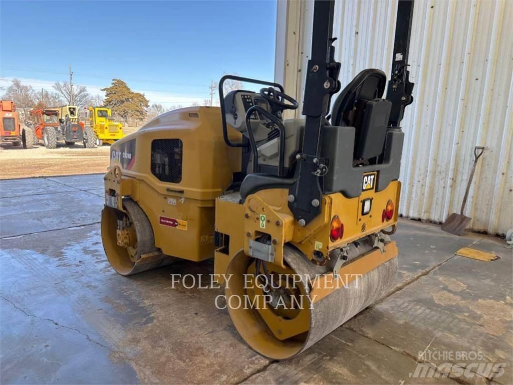 CAT CB24B Jordvibrationstromler
