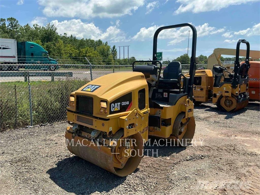CAT CB24B Tvilling tromle