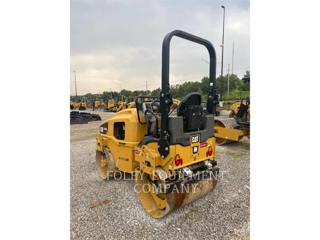 CAT CB24B Jordvibrationstromler