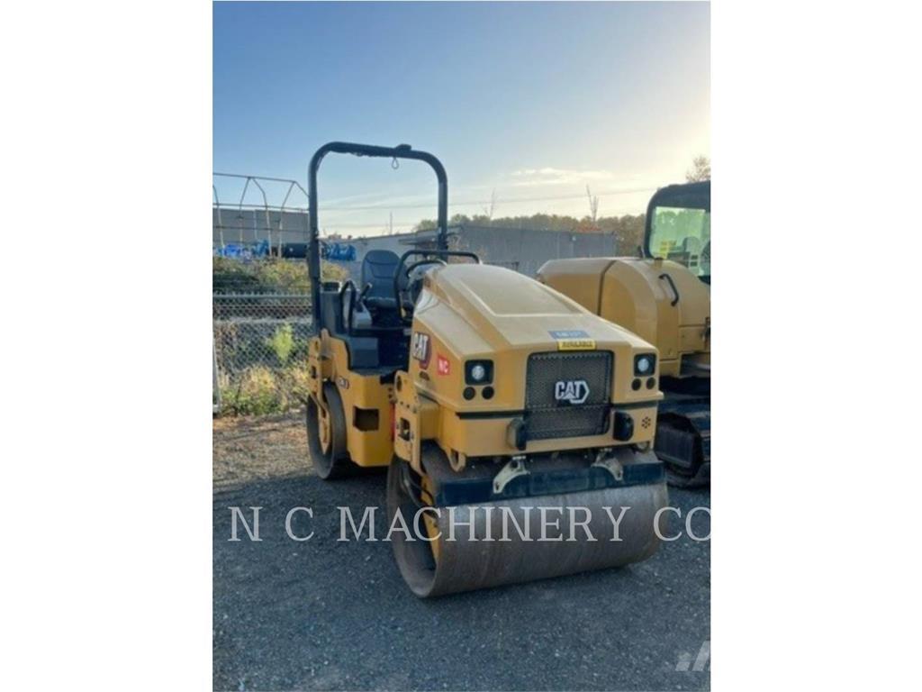 CAT CB4.0 Asfaltudlæggere