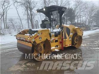 CAT CB54 XW Tvilling tromle