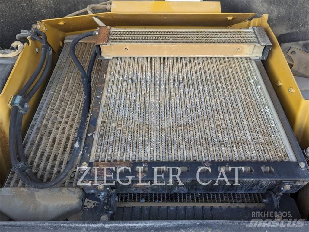 CAT CB64 Jordvibrationstromler