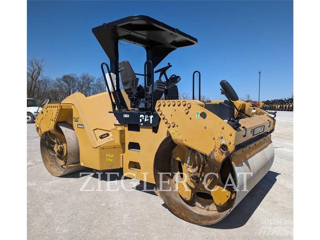 CAT CB64 Jordvibrationstromler