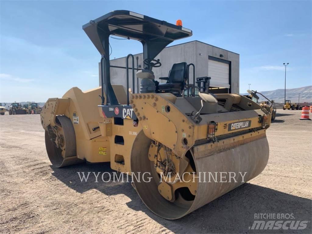 CAT CB64 Jordvibrationstromler
