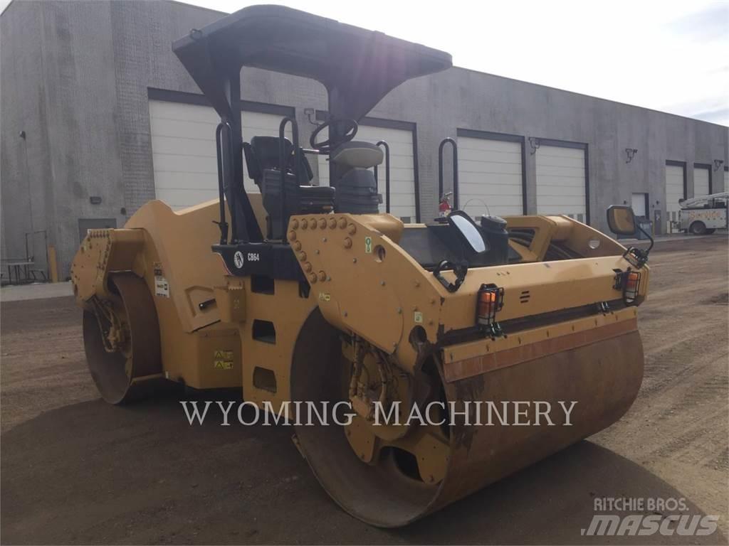 CAT CB64 Jordvibrationstromler