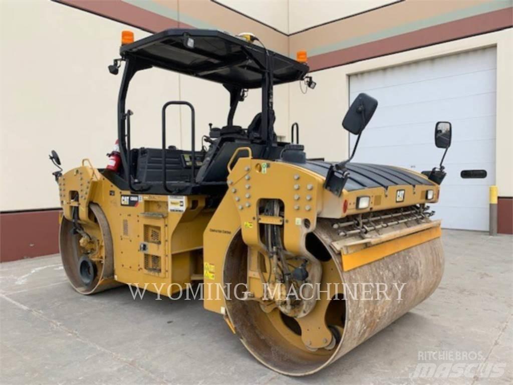 CAT CB66B Jordvibrationstromler