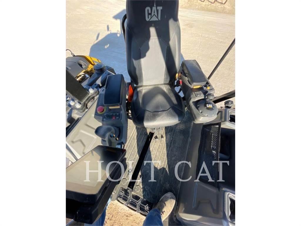 CAT CB7 Enkelt tromle