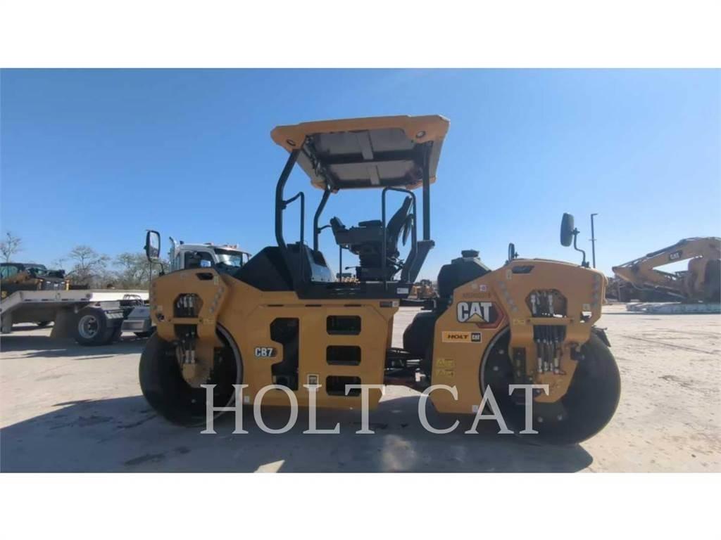 CAT CB7 Enkelt tromle