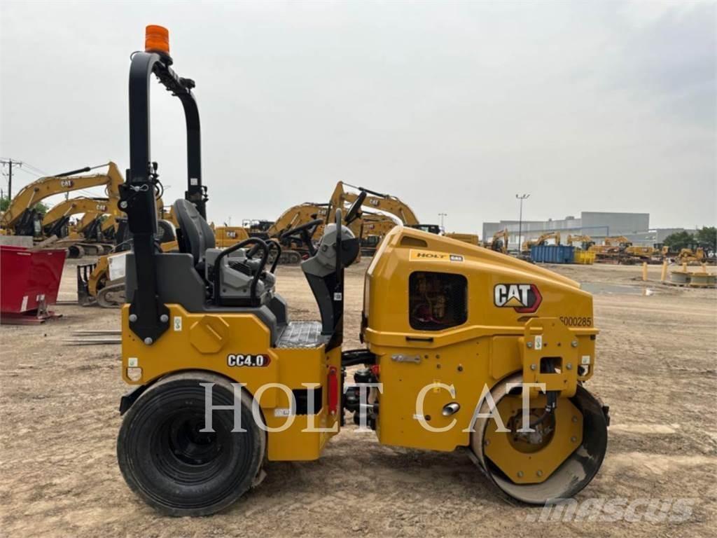 CAT CC4.0 Bulldozer