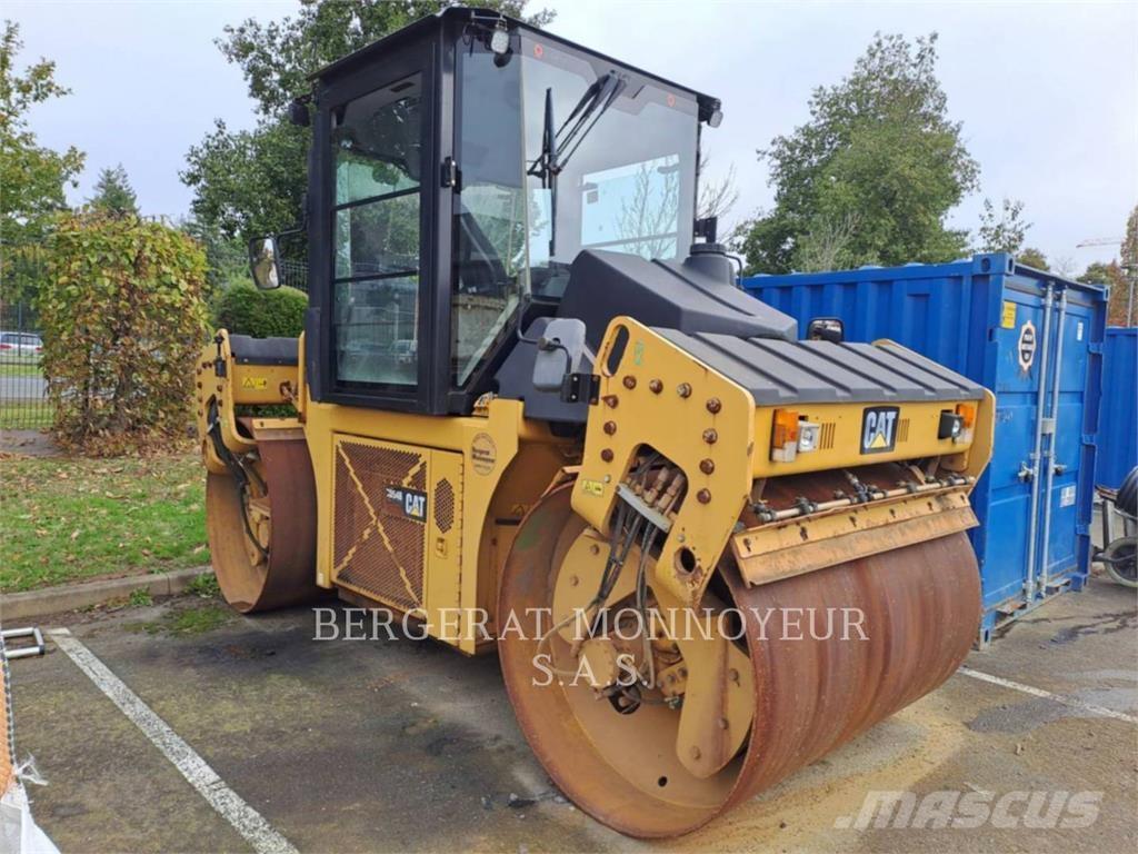 CAT CD54B Jordvibrationstromler