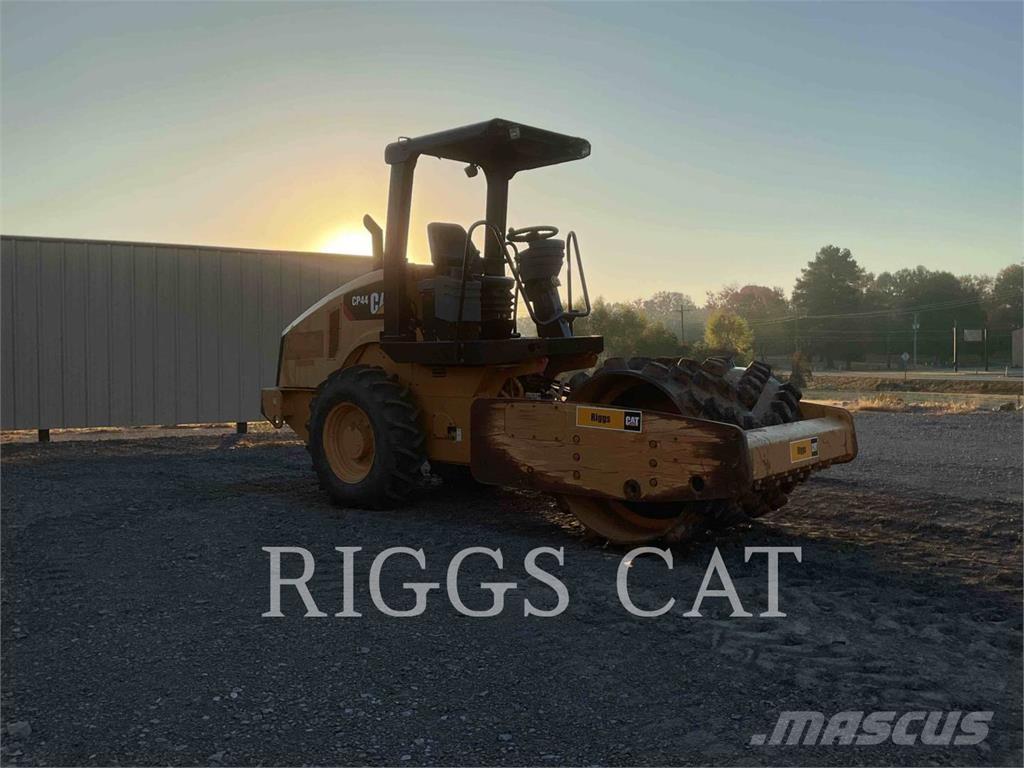 CAT CP44 Jordvibrationstromler