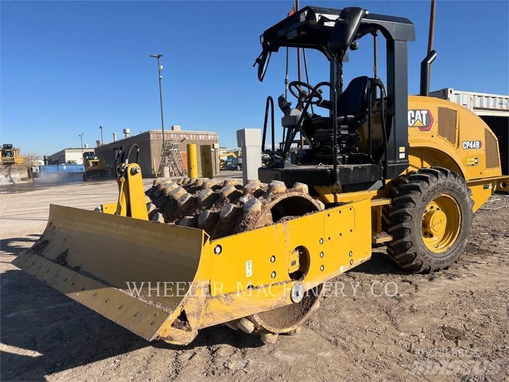 CAT CP44B Enkelt tromle
