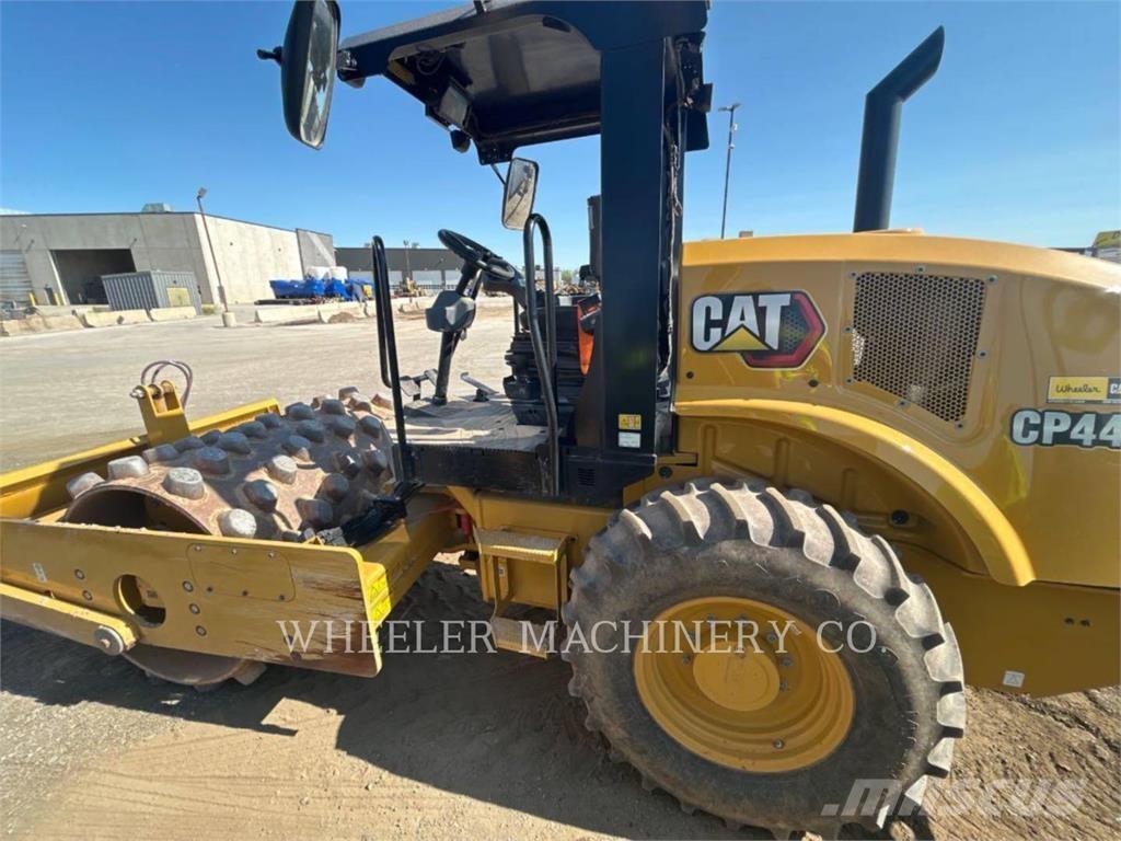 CAT CP44B Enkelt tromle