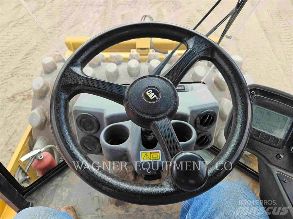 CAT CP56B Jordvibrationstromler