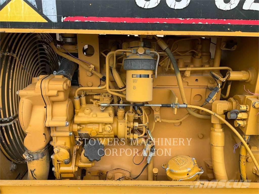 CAT CS-323C Jordvibrationstromler
