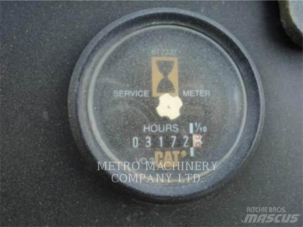 CAT CS-563CAW Enkelt tromle