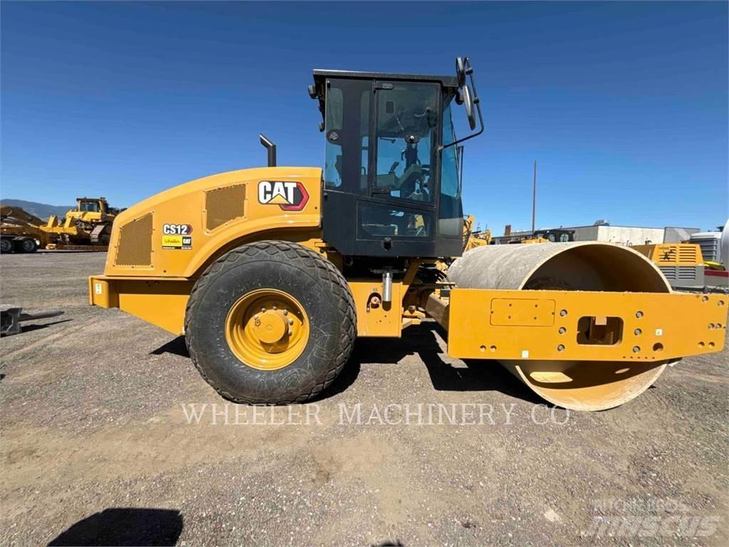 CAT CS12 Enkelt tromle