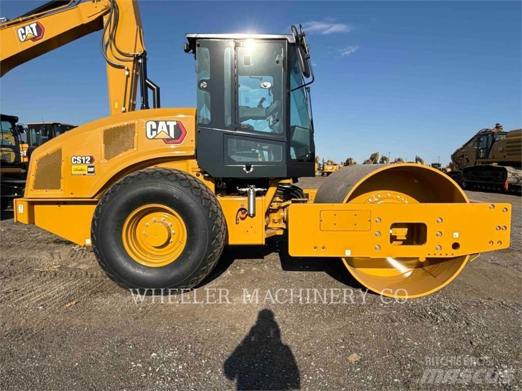 CAT CS12 Enkelt tromle