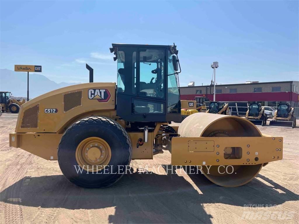CAT CS12 Enkelt tromle