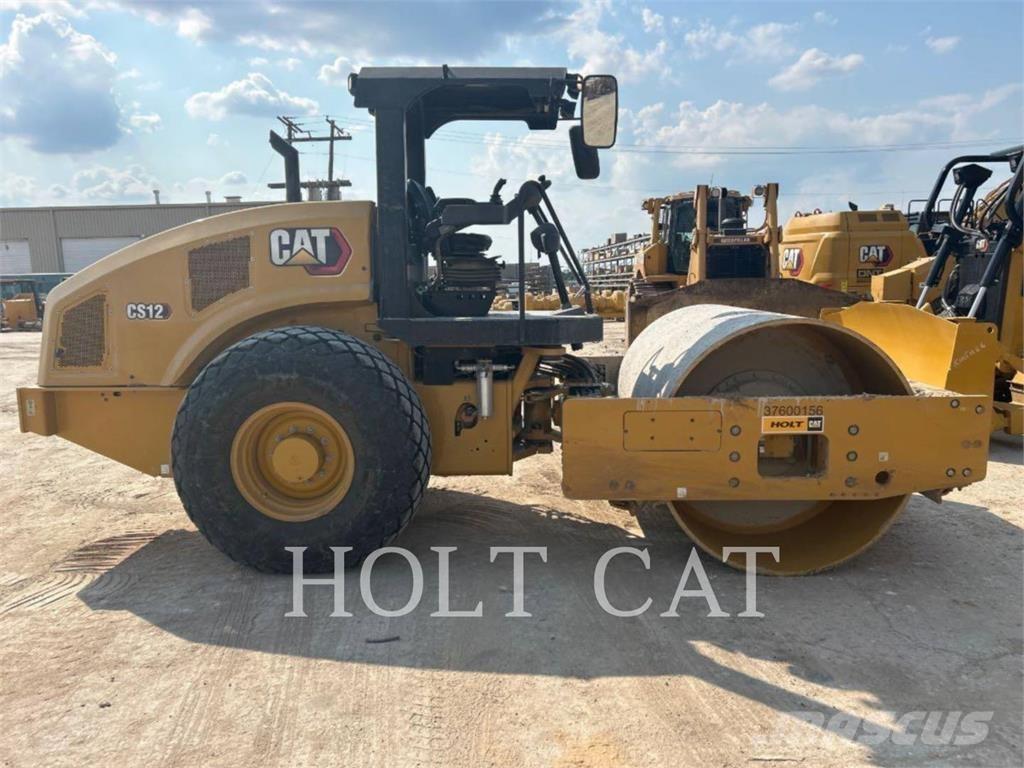CAT CS12 Enkelt tromle
