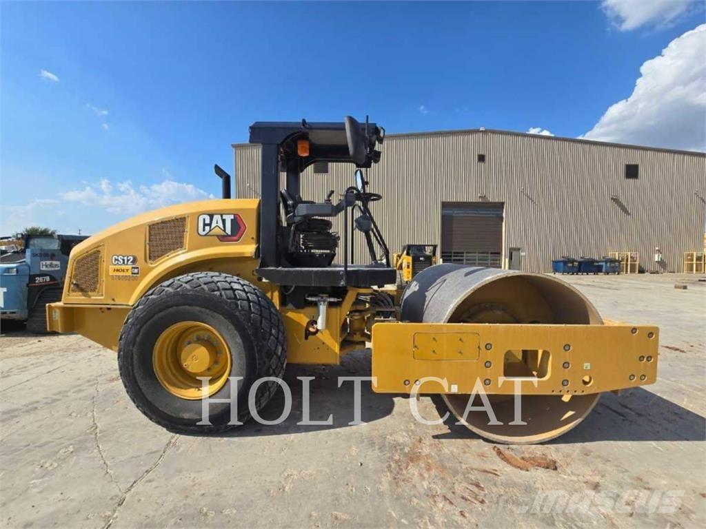 CAT CS12 Enkelt tromle