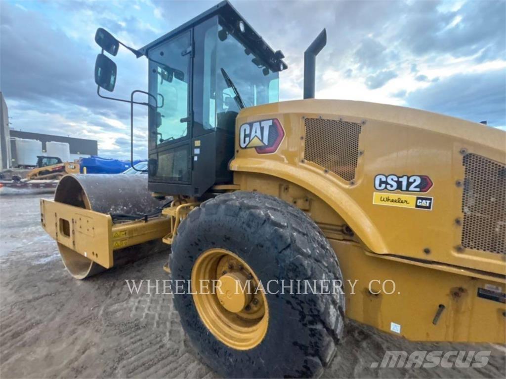 CAT CS12 Enkelt tromle