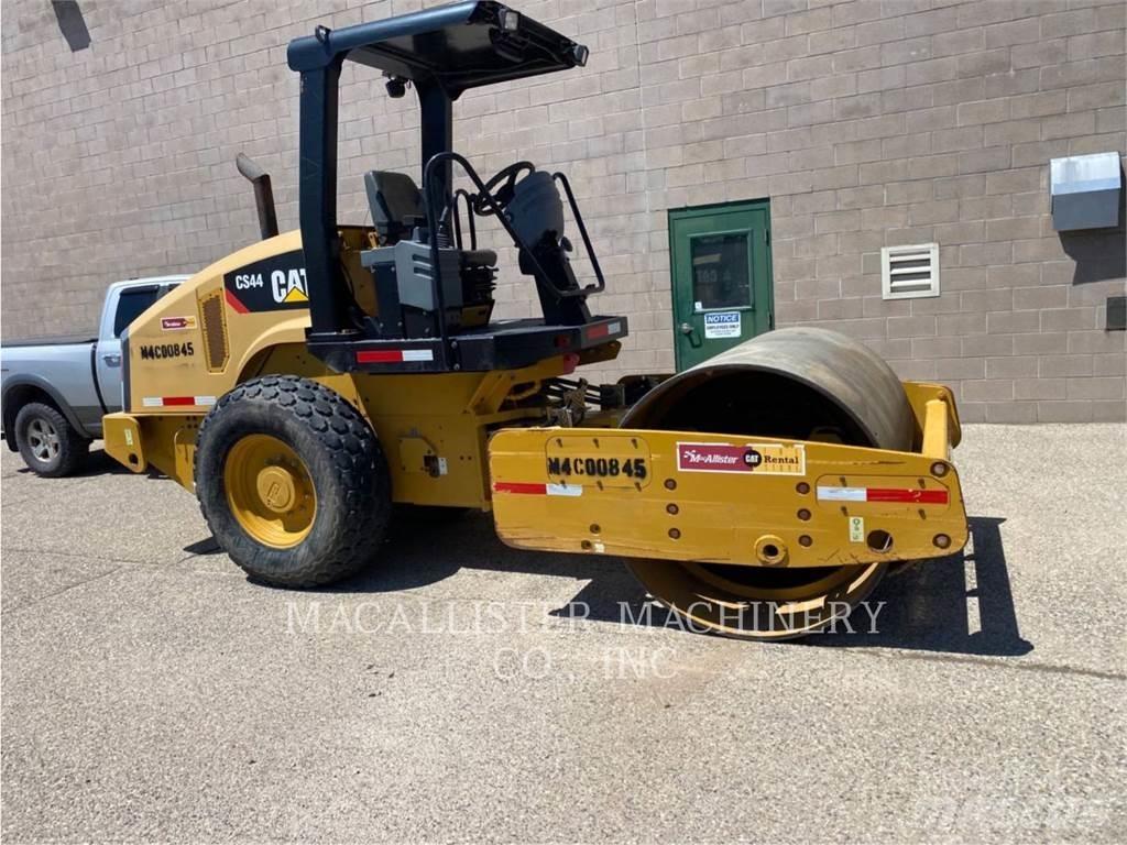 CAT CS44 Enkelt tromle