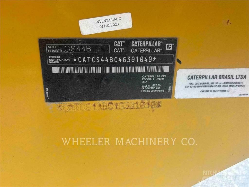 CAT CS44B Enkelt tromle