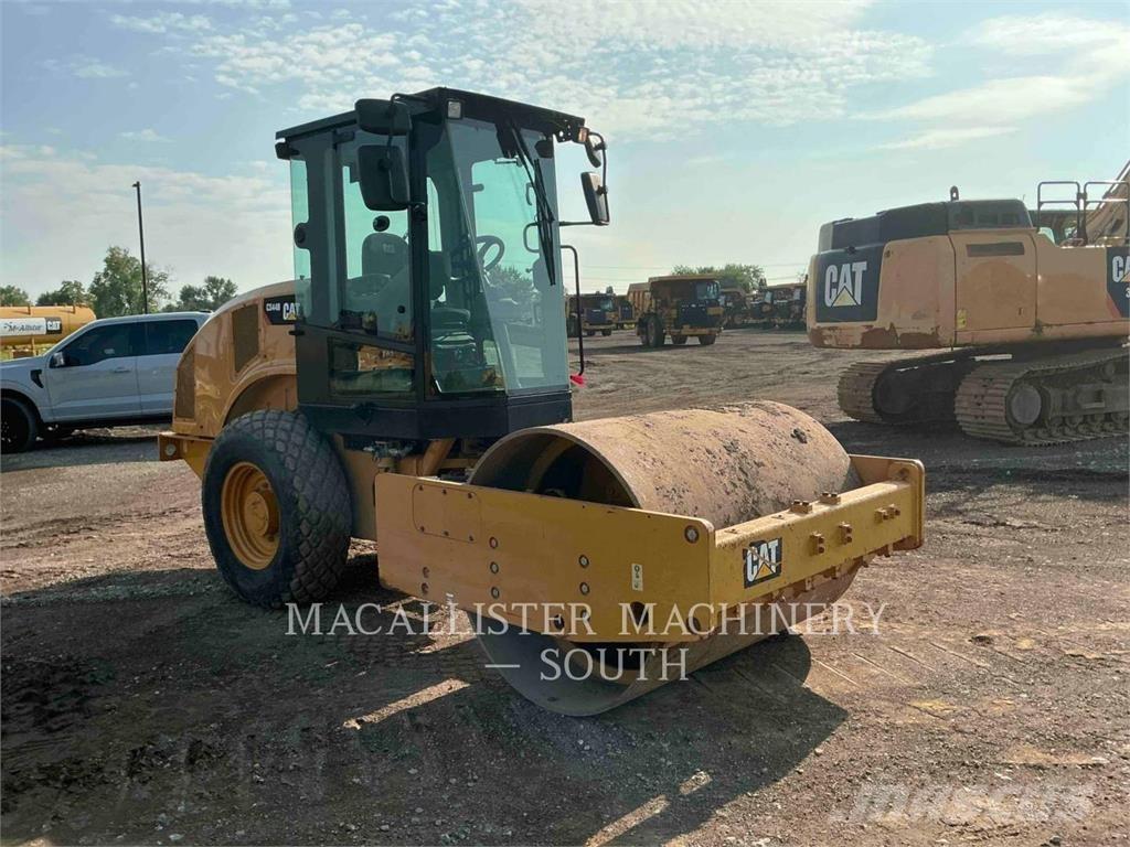CAT CS44B Enkelt tromle