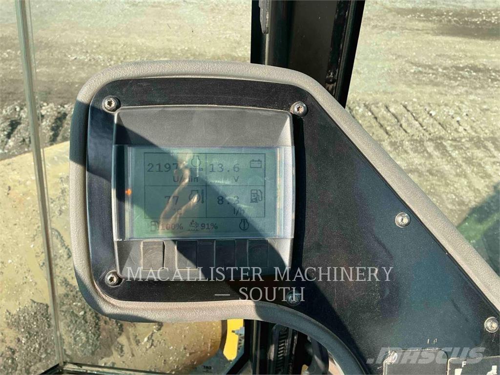 CAT CS44B Enkelt tromle