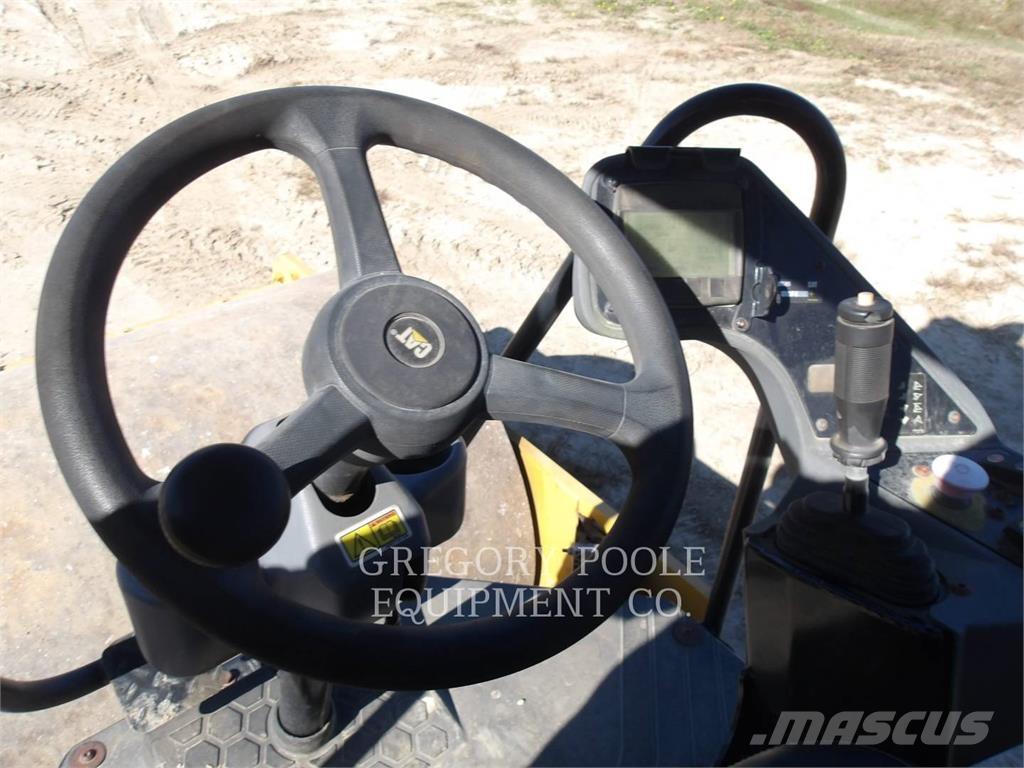 CAT CS44B Enkelt tromle