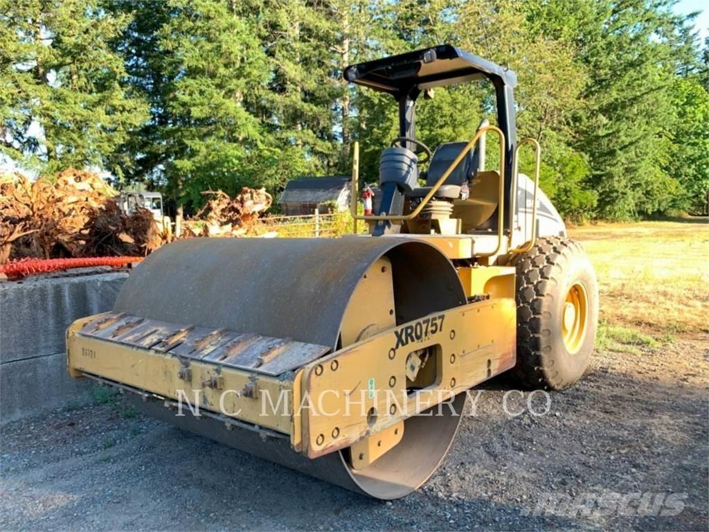 CAT CS533E Asfaltudlæggere