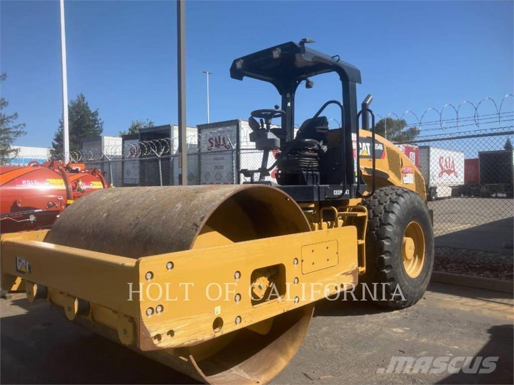 CAT CS54 Jordvibrationstromler