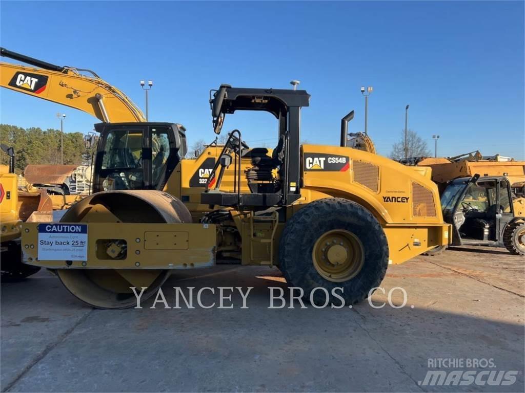 CAT CS54B Jordvibrationstromler
