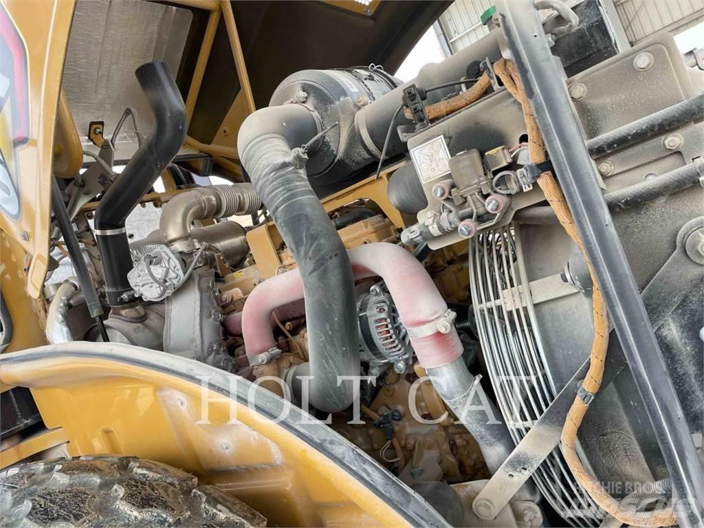 CAT CS54B Jordvibrationstromler