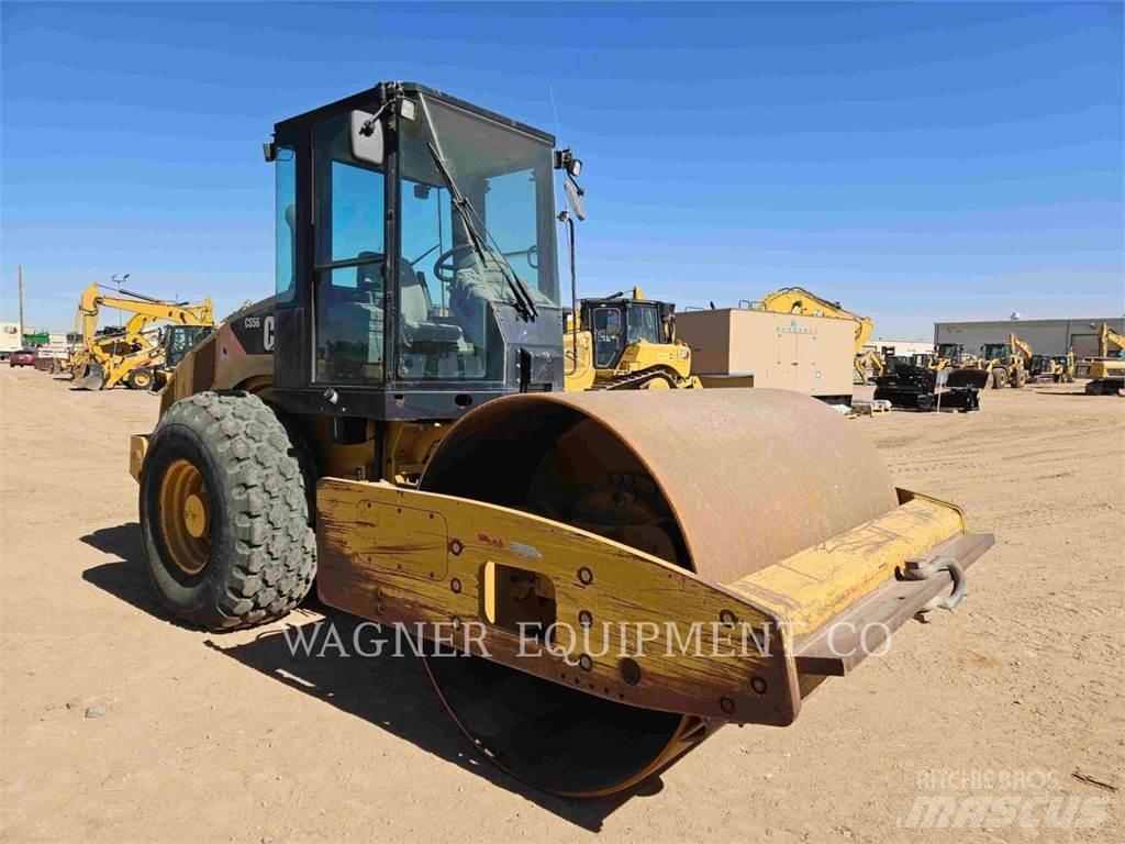 CAT CS56 Jordvibrationstromler