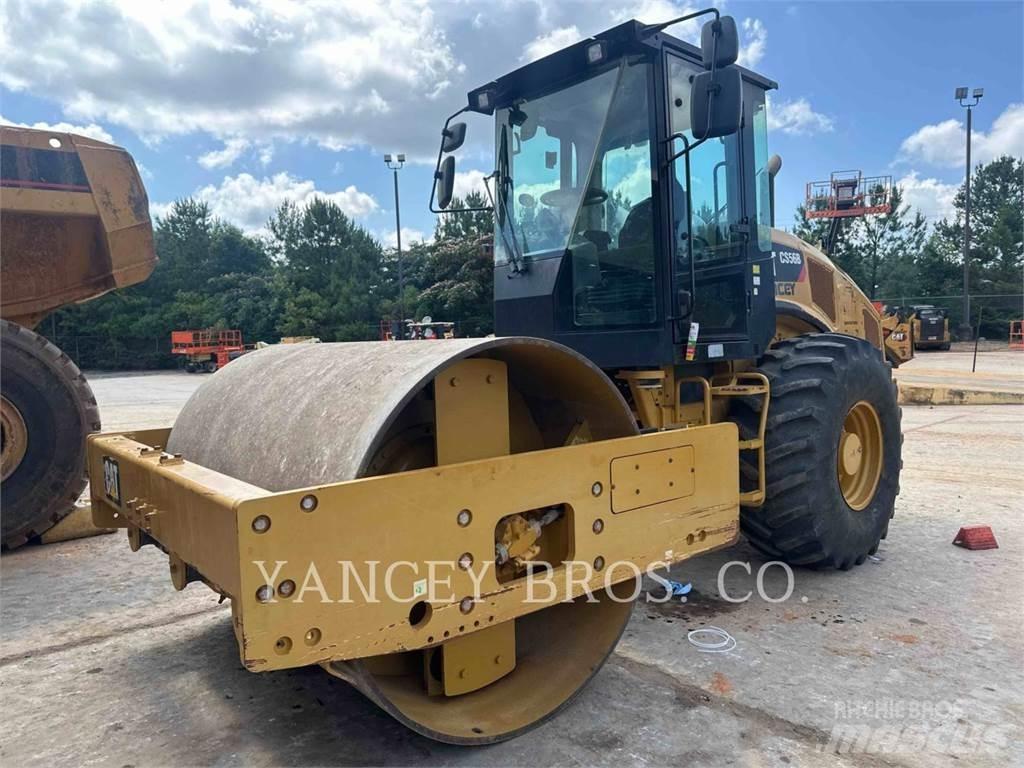 CAT CS56 AC Jordvibrationstromler