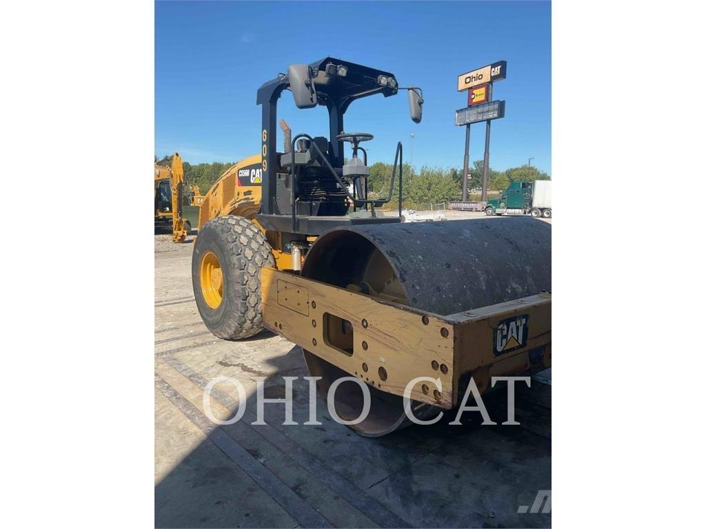 CAT CS56B Enkelt tromle