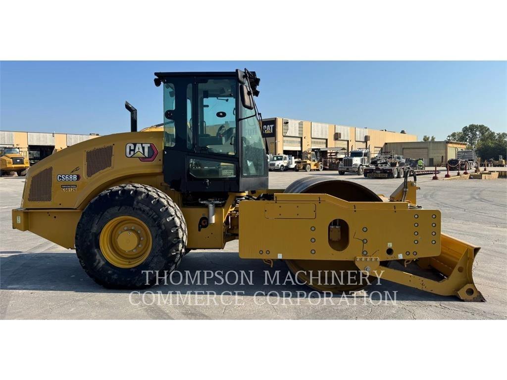CAT CS68B Enkelt tromle