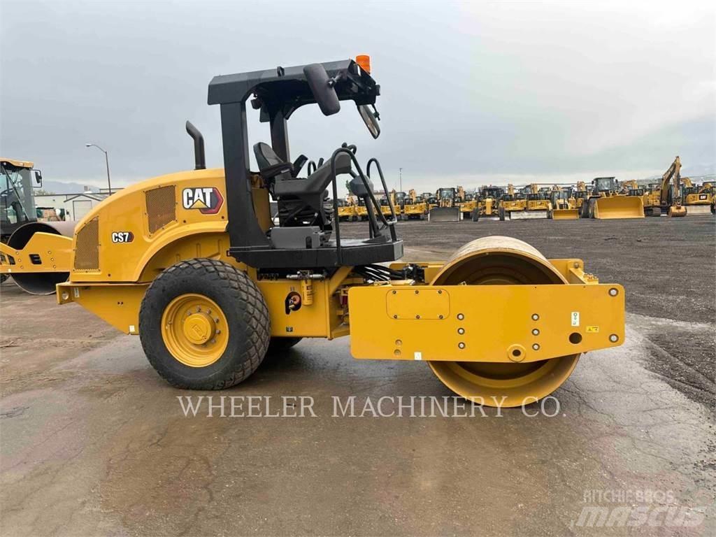 CAT CS7 Enkelt tromle