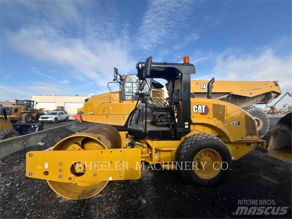 CAT CS7 Enkelt tromle