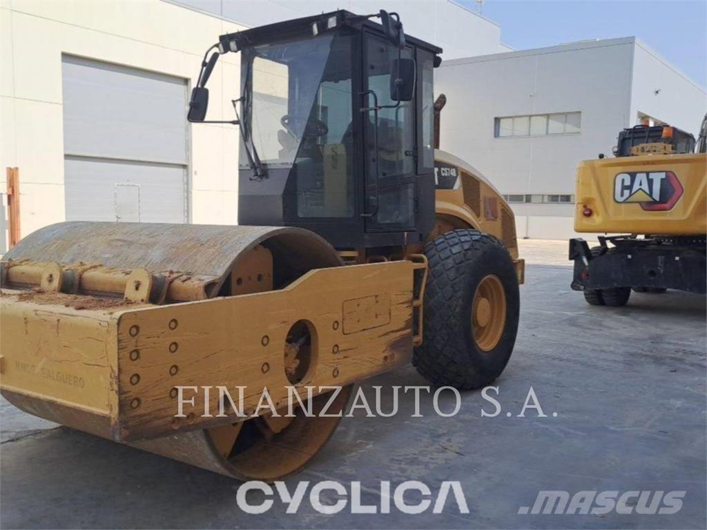 CAT CS74B Enkelt tromle