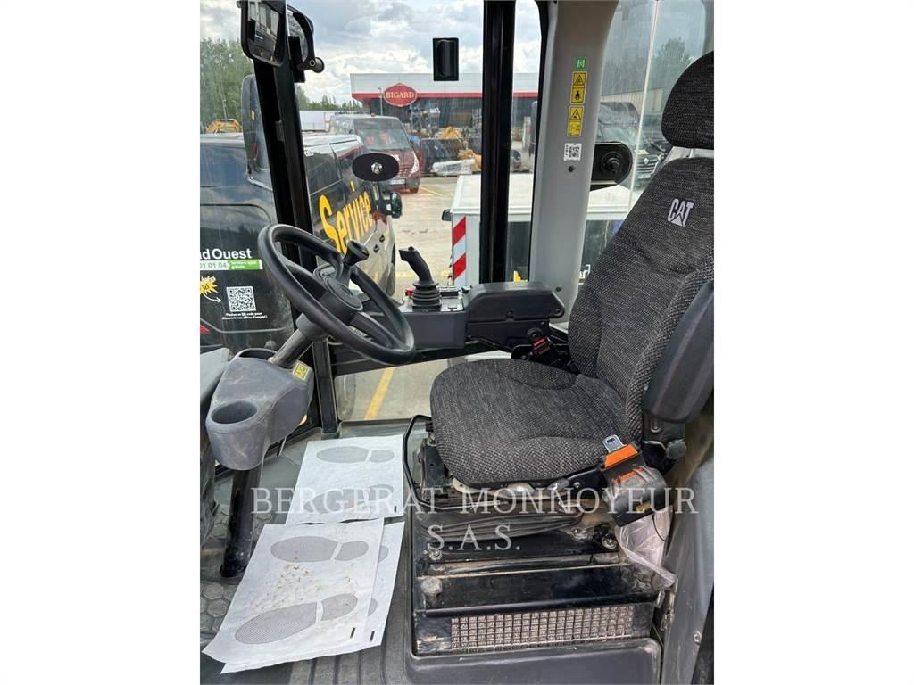 CAT CS74B 4F Jordvibrationstromler