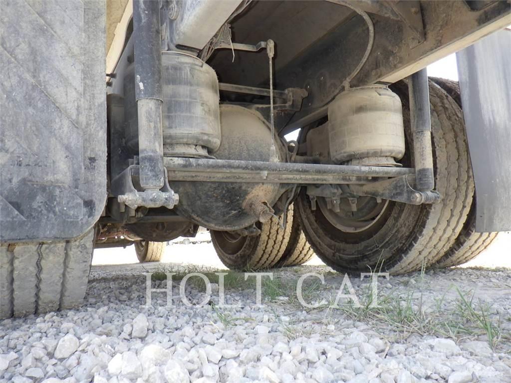 CAT CT660S Andre lastbiler