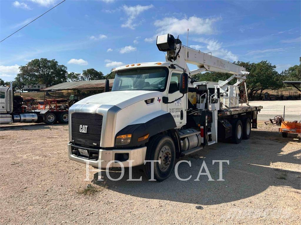 CAT CT660S Andre lastbiler