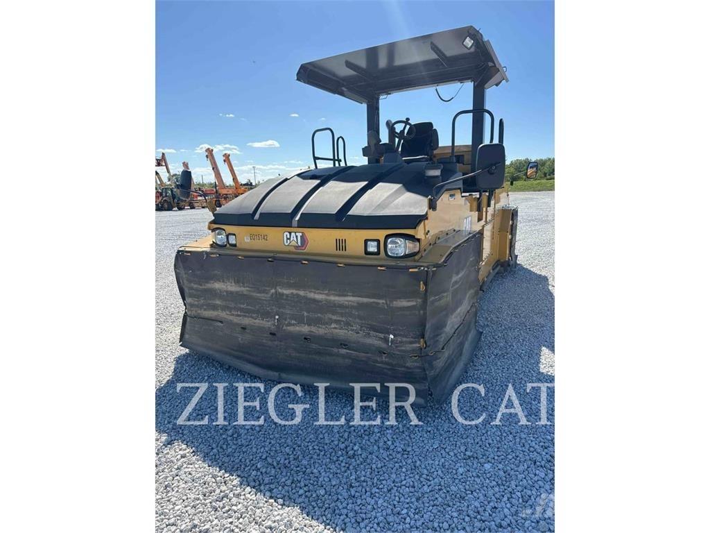 CAT CW 34 Tromle med luftdæk