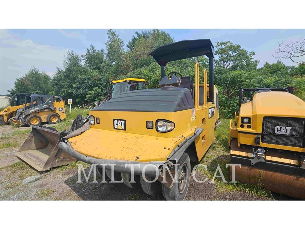 CAT CW14 Tromle med luftdæk